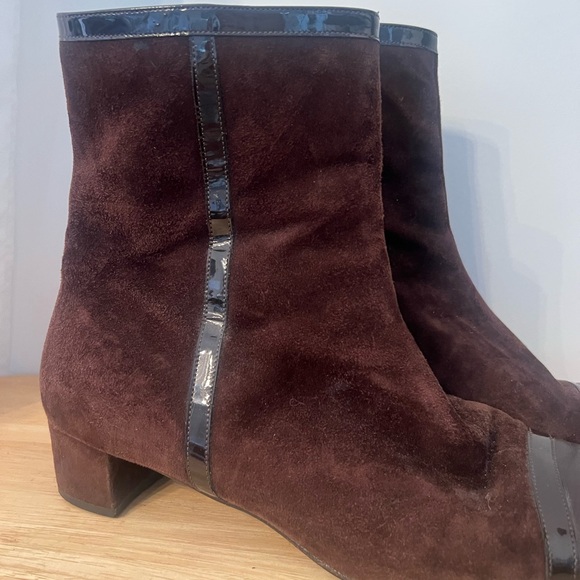 Salvatore Ferragamo Brown Suede Ankle Boots vintage’s - Picture 3 of 14